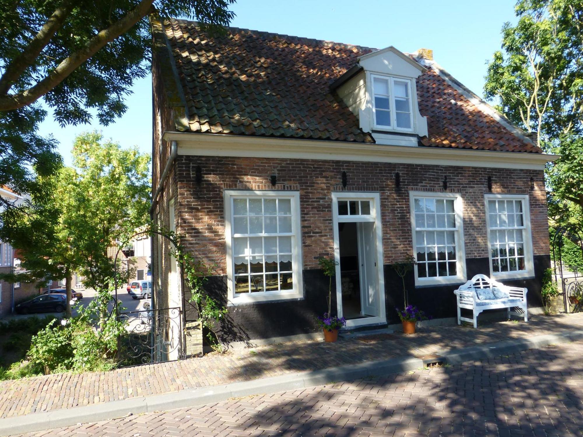 De Vier Kroonen Enkhuizen Luaran gambar
